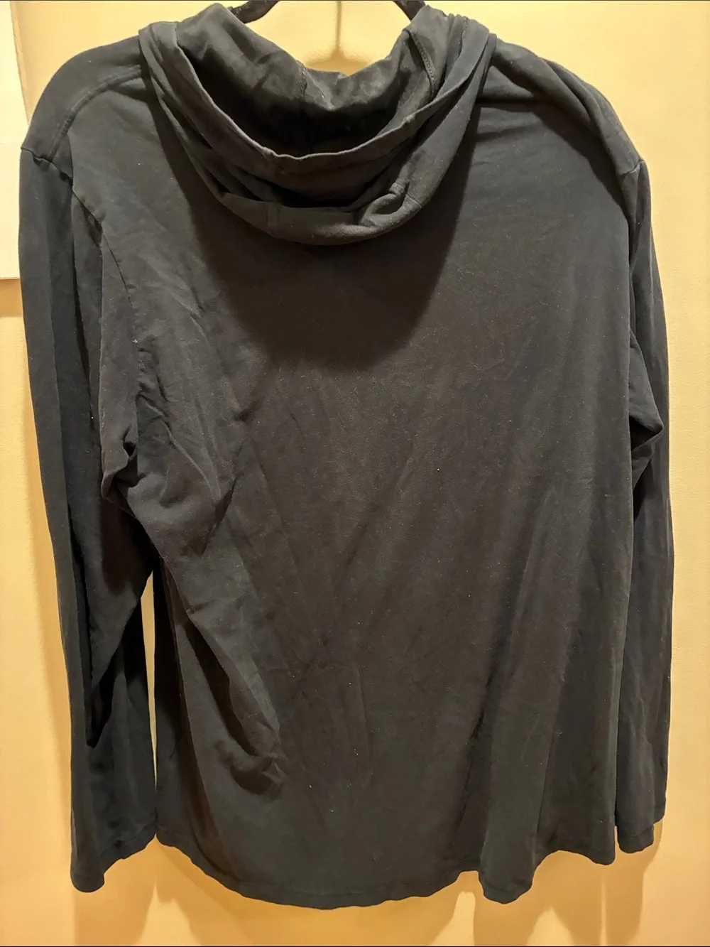Nike Men’s Black Dri-FIT Hooded Long Sleeve Shirt with Camouflage 'M'